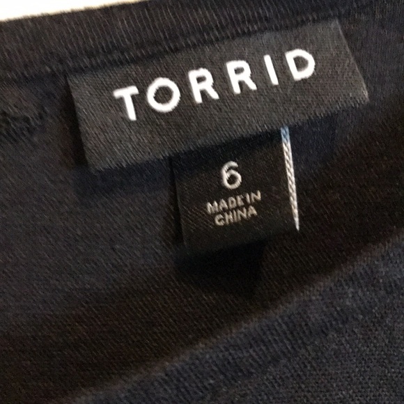 Torrid size 6 top - Picture 8 of 8